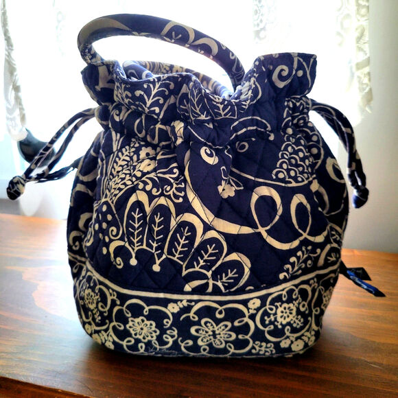 Vera Bradley Twirly Birds Navy Handbag with Top Handles – Retired Pattern - Picture 2 of 15